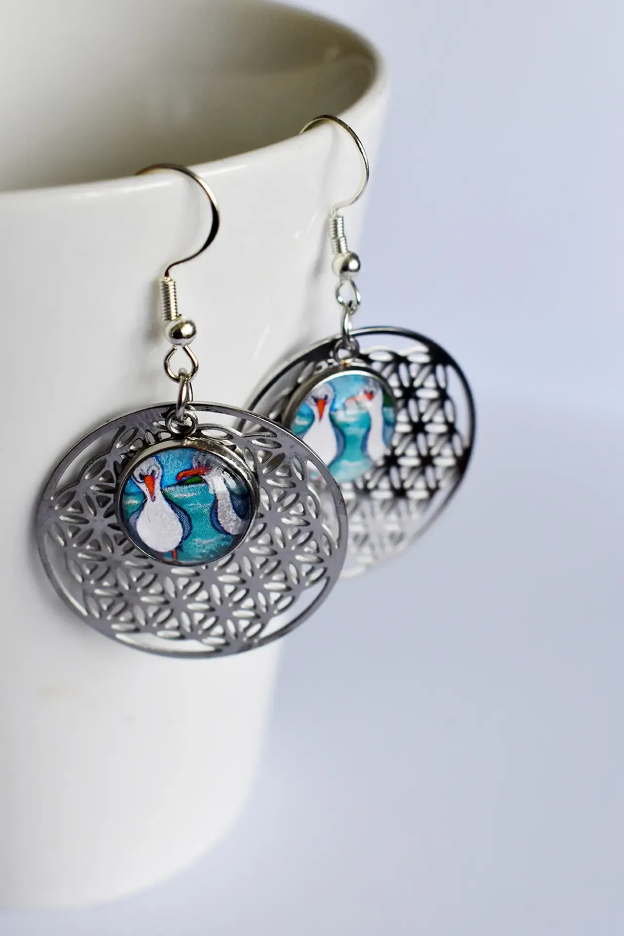 Disc Seagull earrings