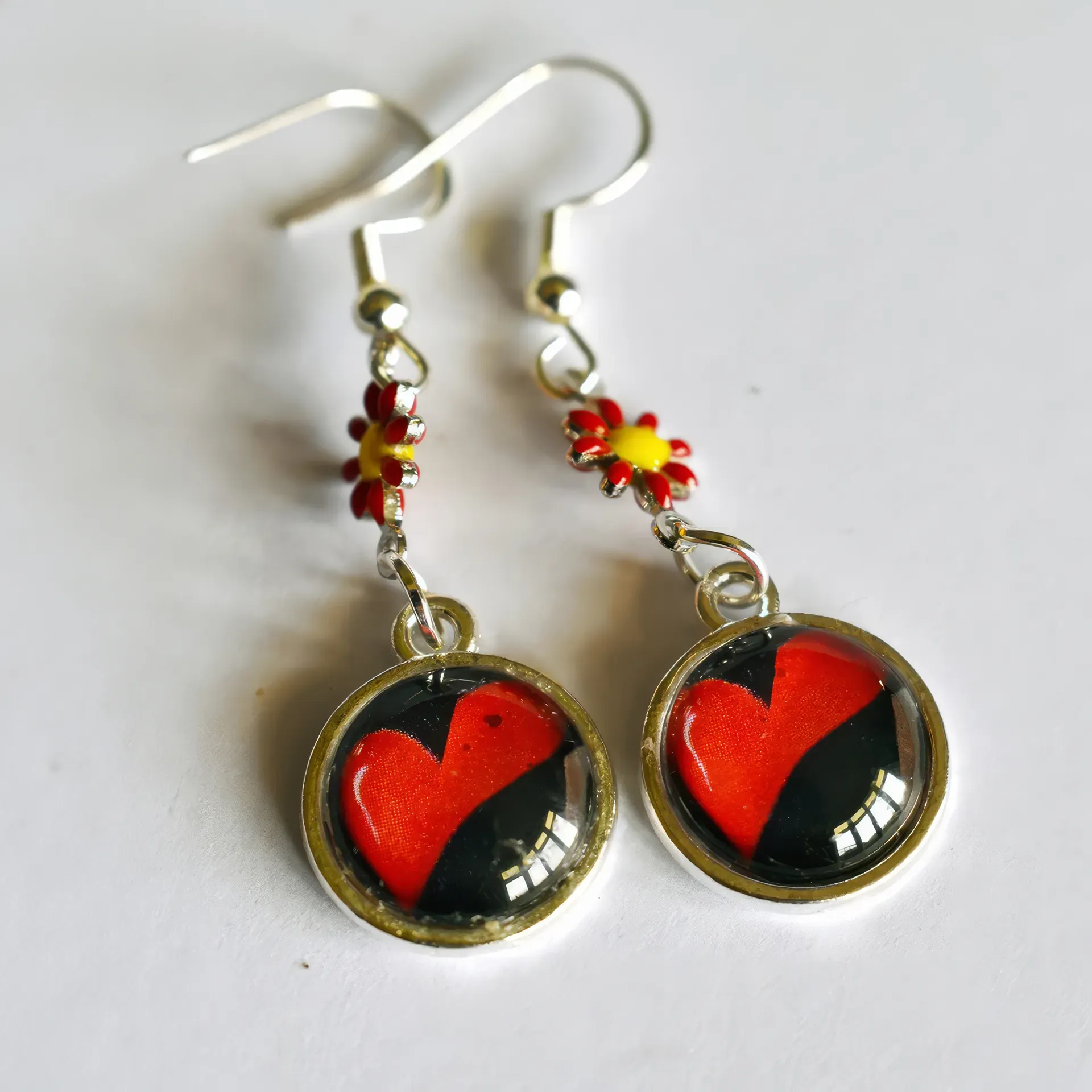Red hearts and Daisy
